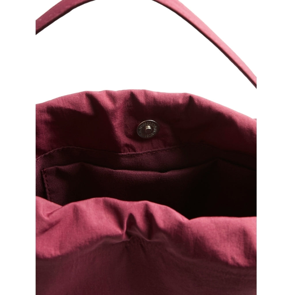 TawnyCharm Strukturiertes Schultertasche – Elegantes Weinrot Zubehör