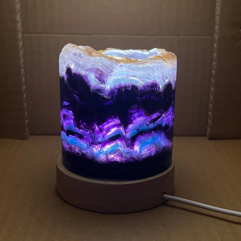 AuraFluor – Fluorit Tischlampe mit verzaubernden Lichteffekten für eine beruhigende Atmosphäre