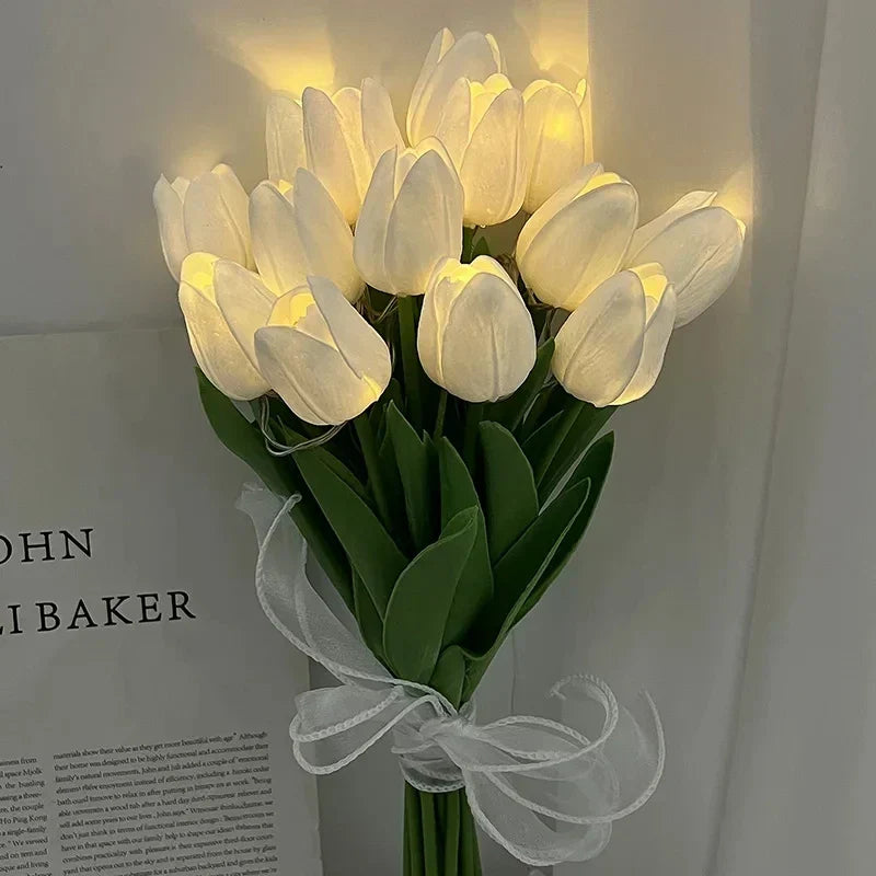 TulipGlow - Tragbare LED Tulpen-Nachtlampe