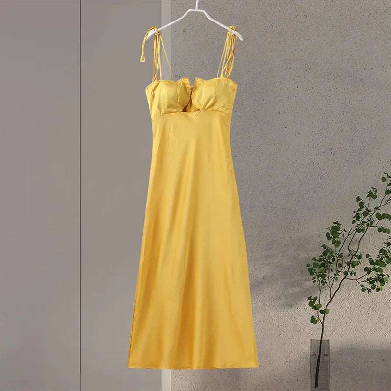 Jane - Satin-Halterkleid
