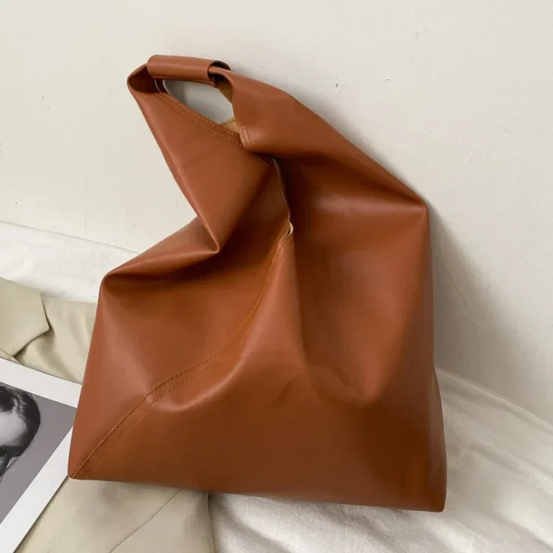 Minimalistische Leder-Totetaschen für Frauen