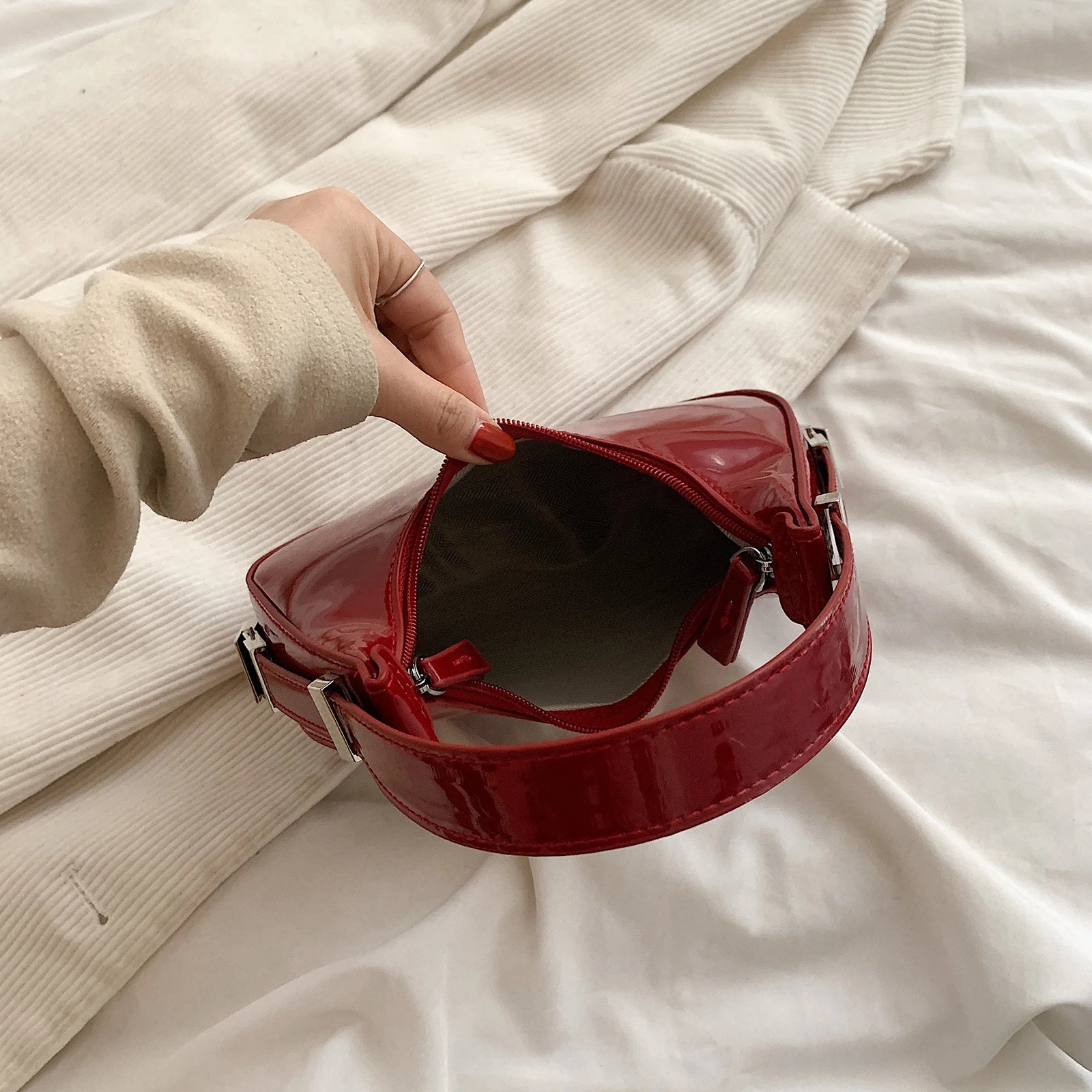 Mille Stilvolle Halbmond-Handtasche für Damen – Elegante Schultertasche