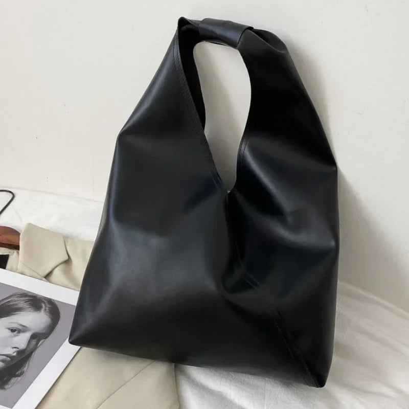 Minimalistische Leder-Totetaschen für Frauen