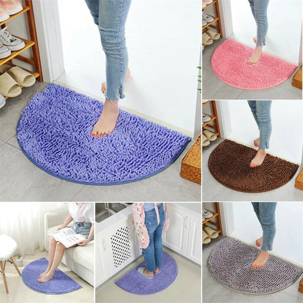 CozyCurve - Halbrunde Plüsch-Türmatte für einen warmen Empfang