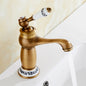 HeritageFlow – Vintage Bronze Wasserhahn mit Porzellangriff