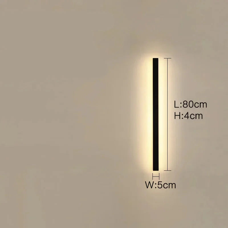 Lunor Moderne Lineare Außenwandleuchte – Metall & Acryl für Terrasse & Eingangsbereich