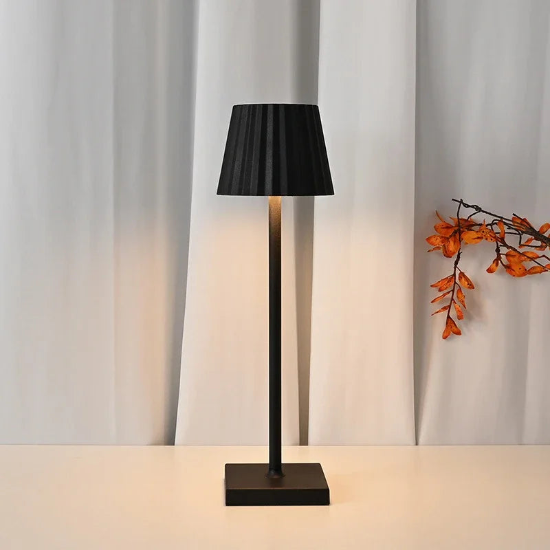 Minimalistische Tischlampe – Elegante und moderne Beleuchtung