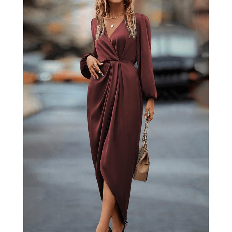 Mira zeitgenössisches langärmliges Midi-Kleid