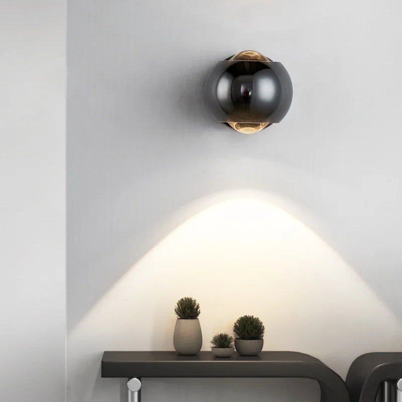 Lysova 360° LED Wandleuchte