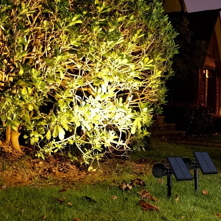 SolarBeam Outdoor-Solarstrahler mit Erdspieß für die Landschaftsgestaltung