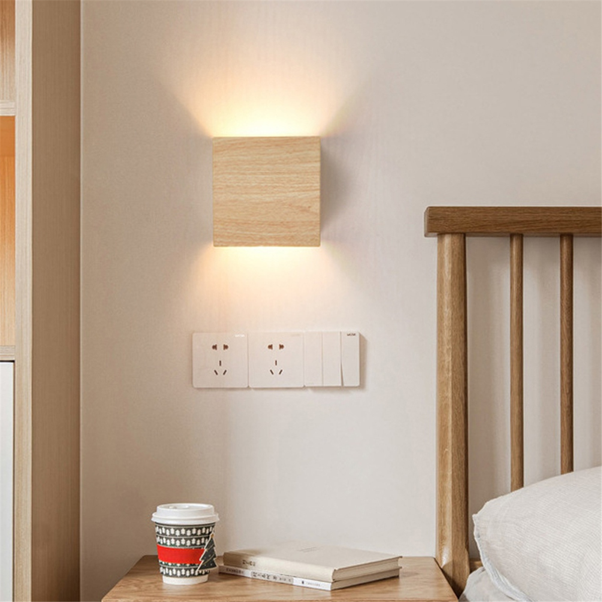NordLys Holz Wandleuchte – Minimalistische Wandleuchte