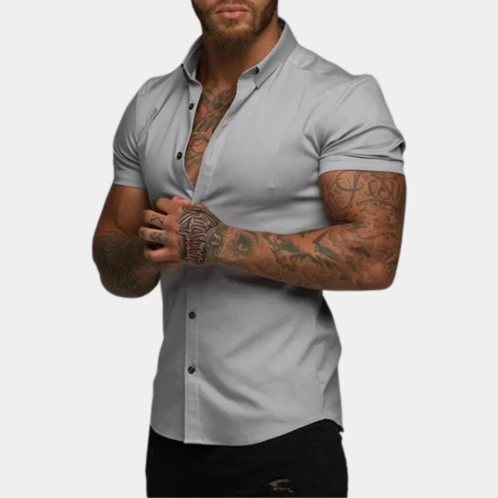 Nohr – Slim Fit Kurzarmhemd mit Knopfverschluss und strukturiertem Kragen