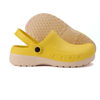 Michael - Leichte und komfortable Slip-On Holzclogs