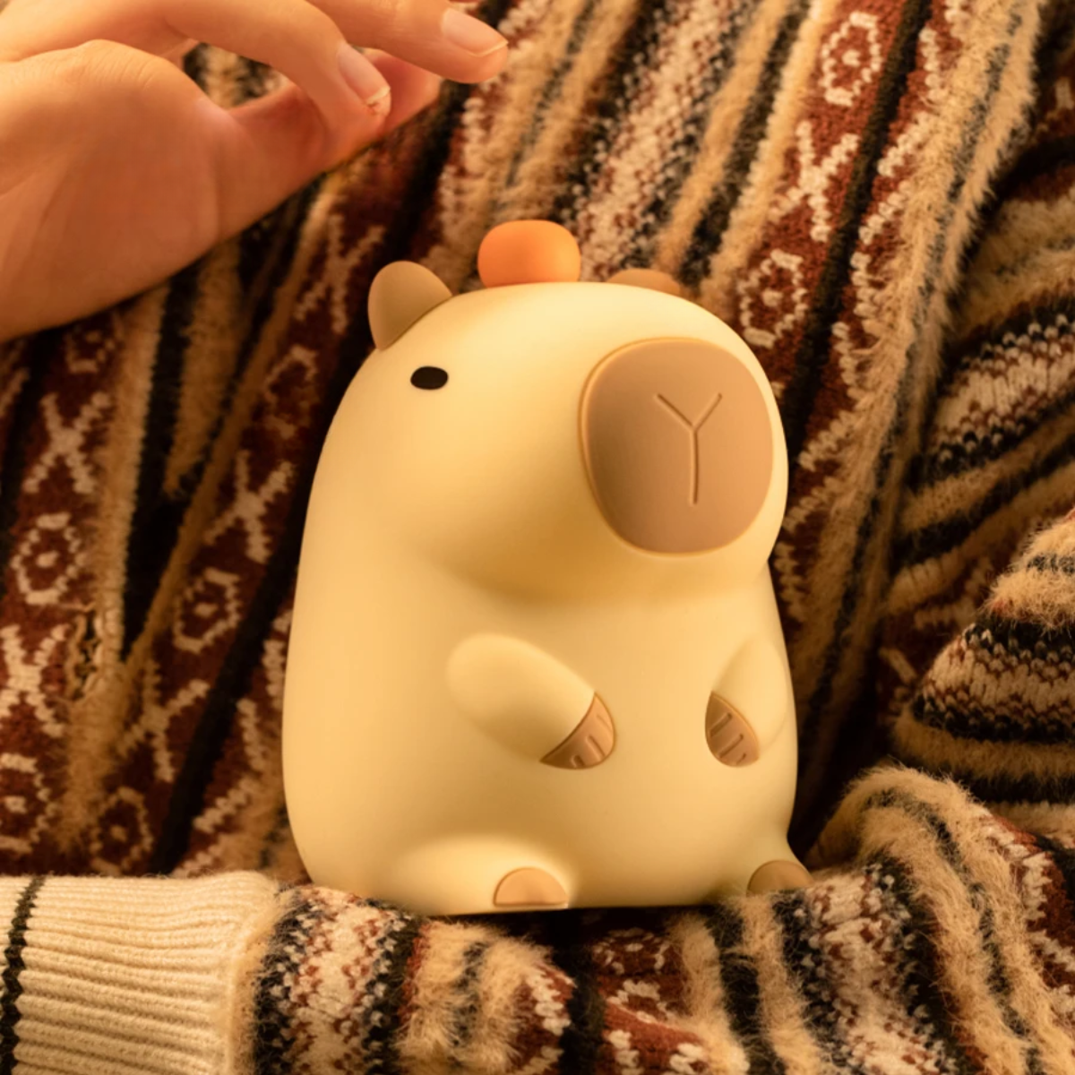 CappyGlow - Weiche Nachtlampe mit Capybara-Thema