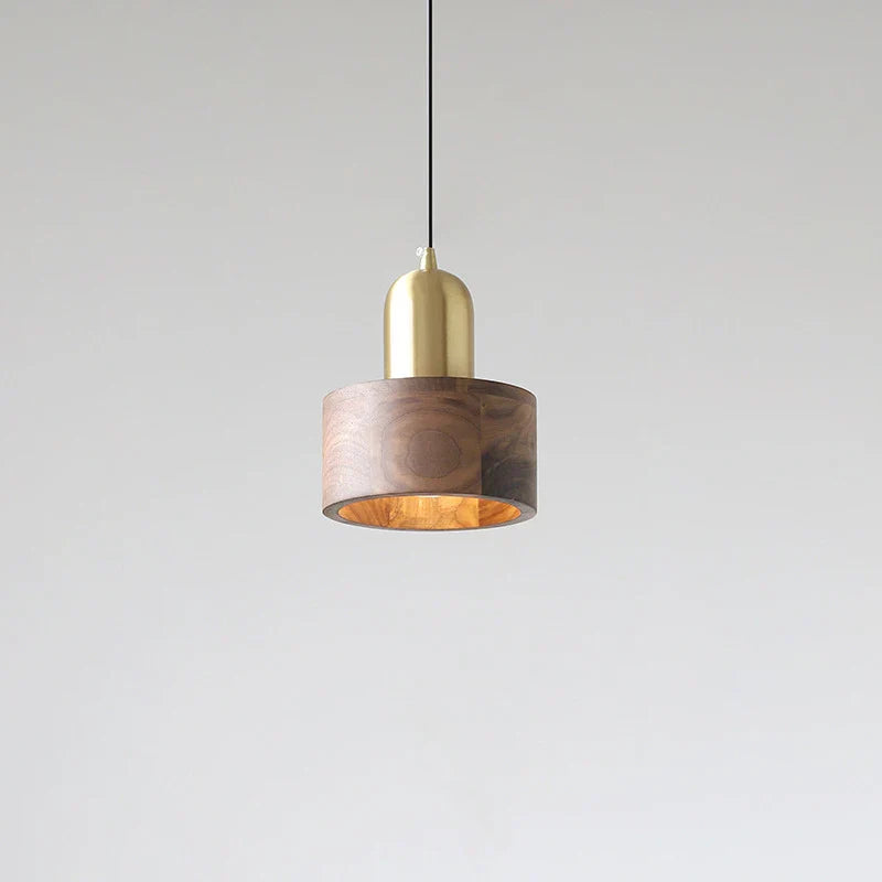 NordicLuxe Pendelleuchte – Elegante Holzbeleuchtung in Walnuss für eine Gemütliche Atmosphäre