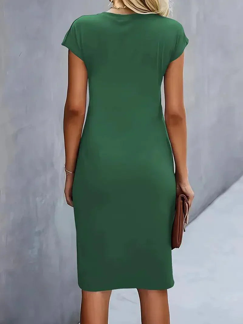 Emilia Kleine Kleid mit Rundhalsausschnitt – Elegante und Zeitlose Passform