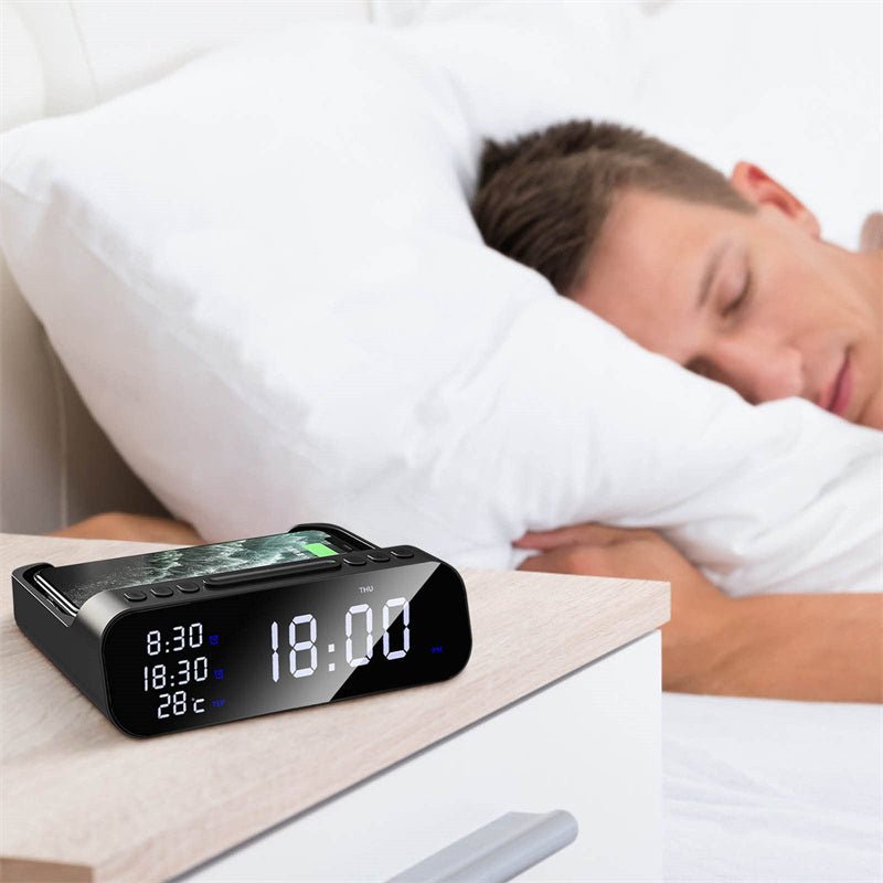 ChargeTime Pro – Digitaler Wecker mit drahtloser Ladung und großem Display