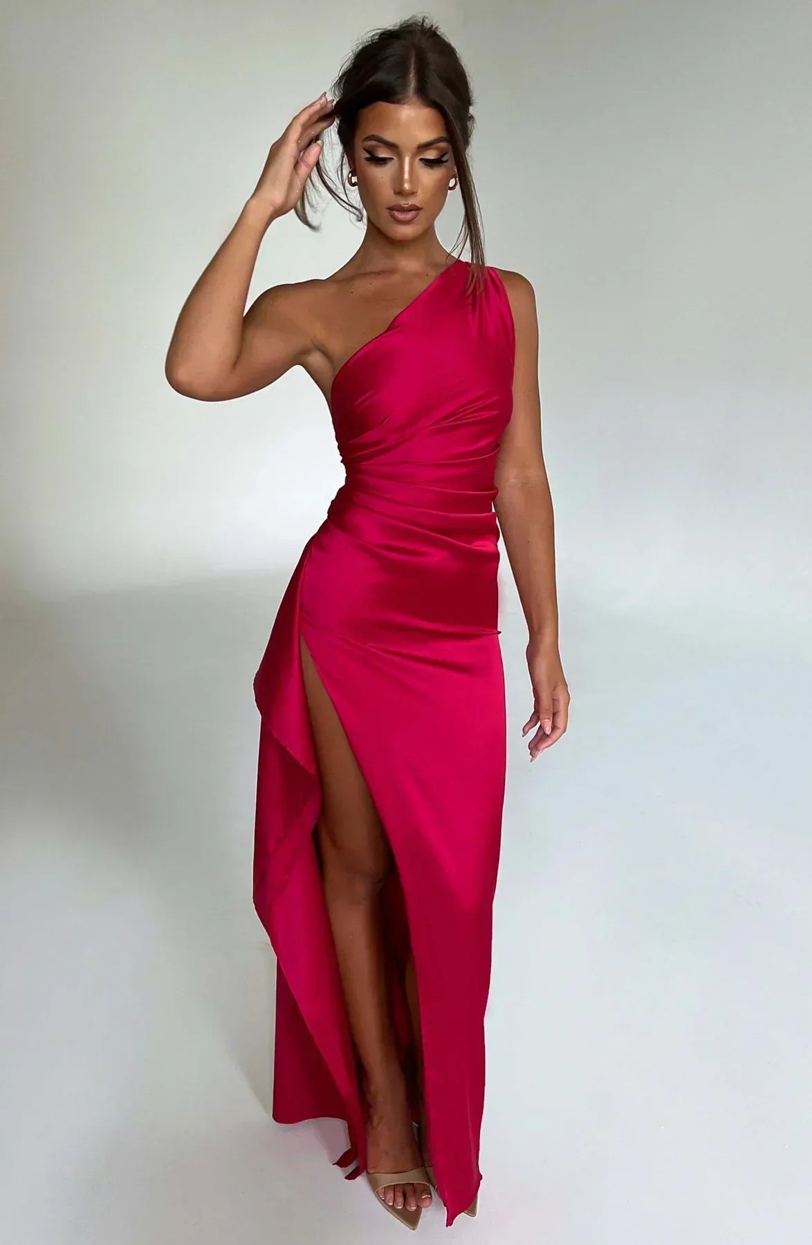 Sofie - Sommerchic Luxus Satin Silhouette