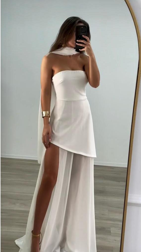 Amélie – Elegantes trägerloses Kleid mit doppellagigem Rock