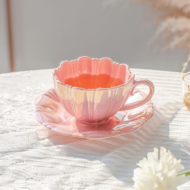 FloraCharm Perleblümchen Tassen- und Untertassenset – Ein Magisches Kaffeegenuss