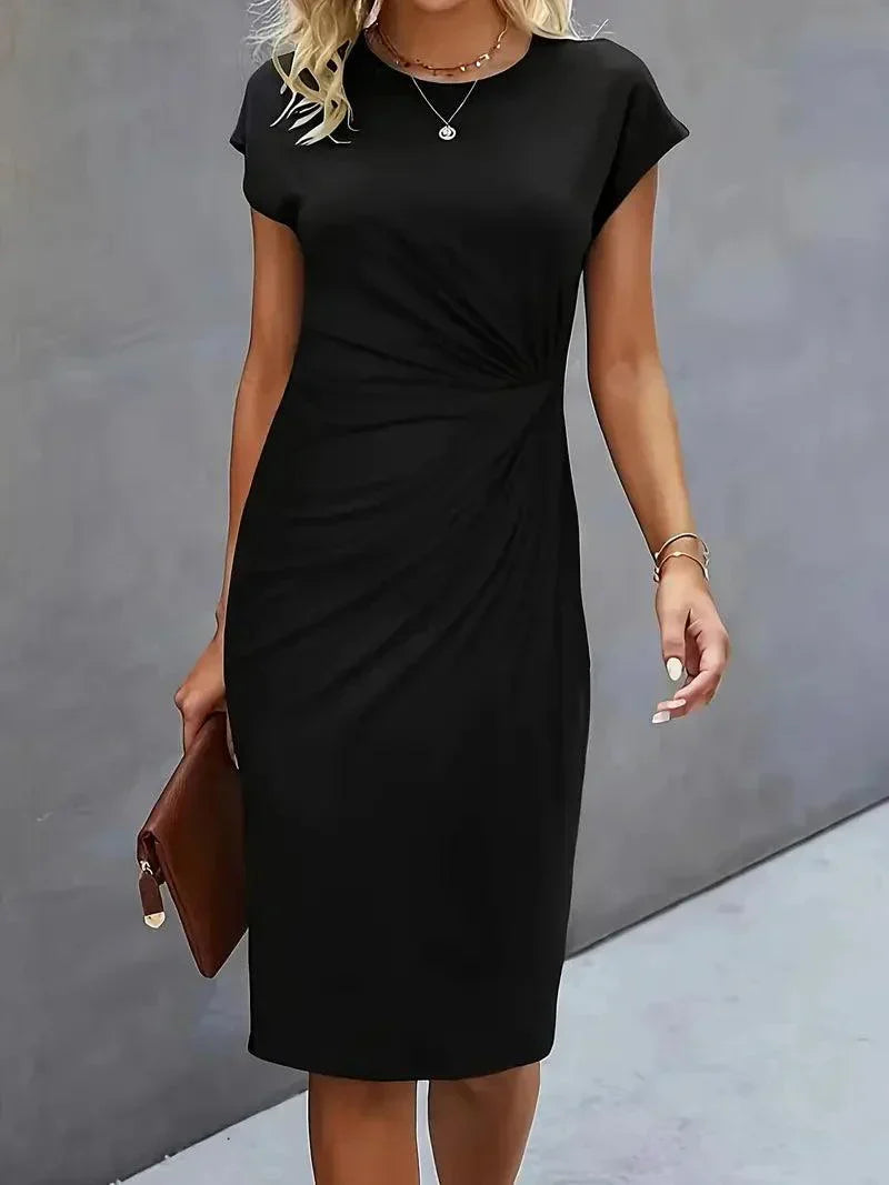 Emilia Kleine Kleid mit Rundhalsausschnitt – Elegante und Zeitlose Passform