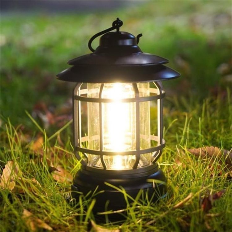 RetroLume – Vintage-Lüster mit elegantem Lampenschirm für nostalgische Pendelleuchten