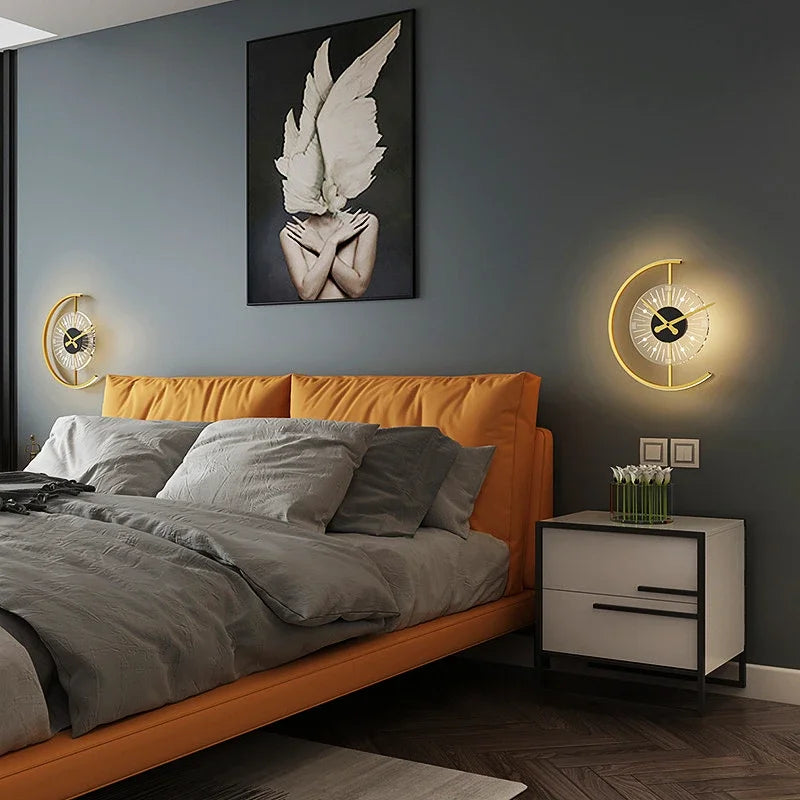 LunaTime - Modernes Wanduhr im Mondphasen-Design mit sanftem Licht