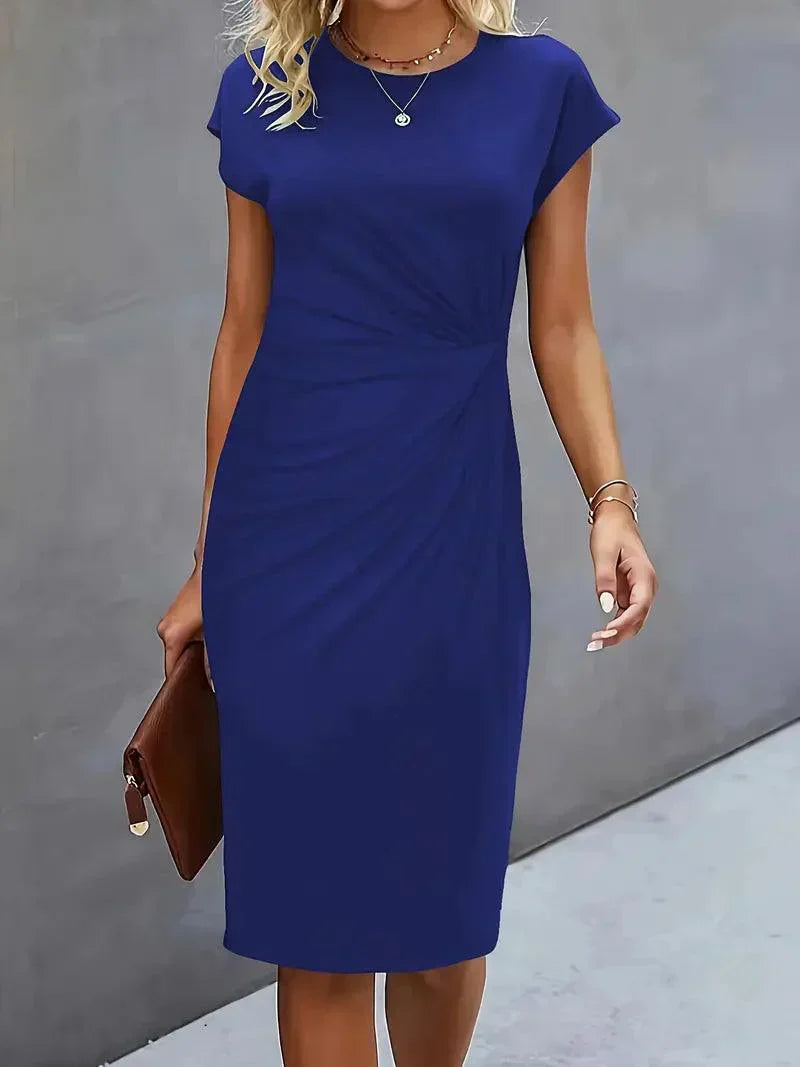 Emilia Kleine Kleid mit Rundhalsausschnitt – Elegante und Zeitlose Passform