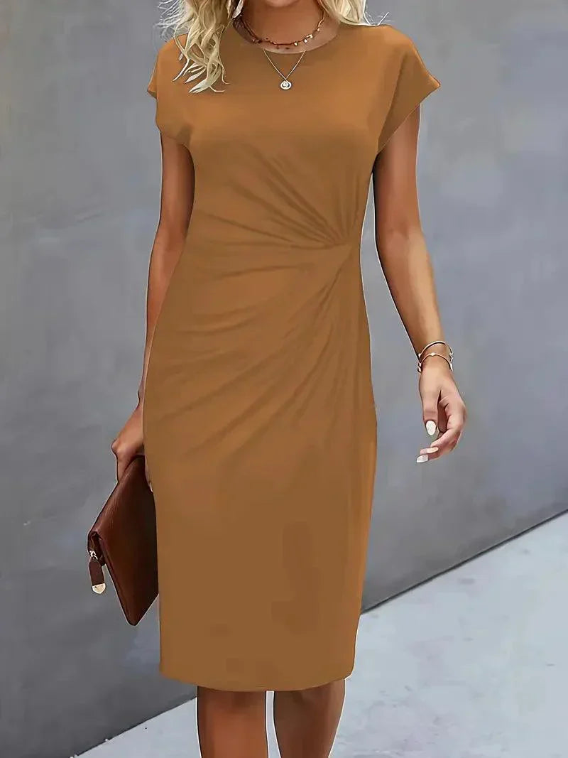 Emilia Kleine Kleid mit Rundhalsausschnitt – Elegante und Zeitlose Passform