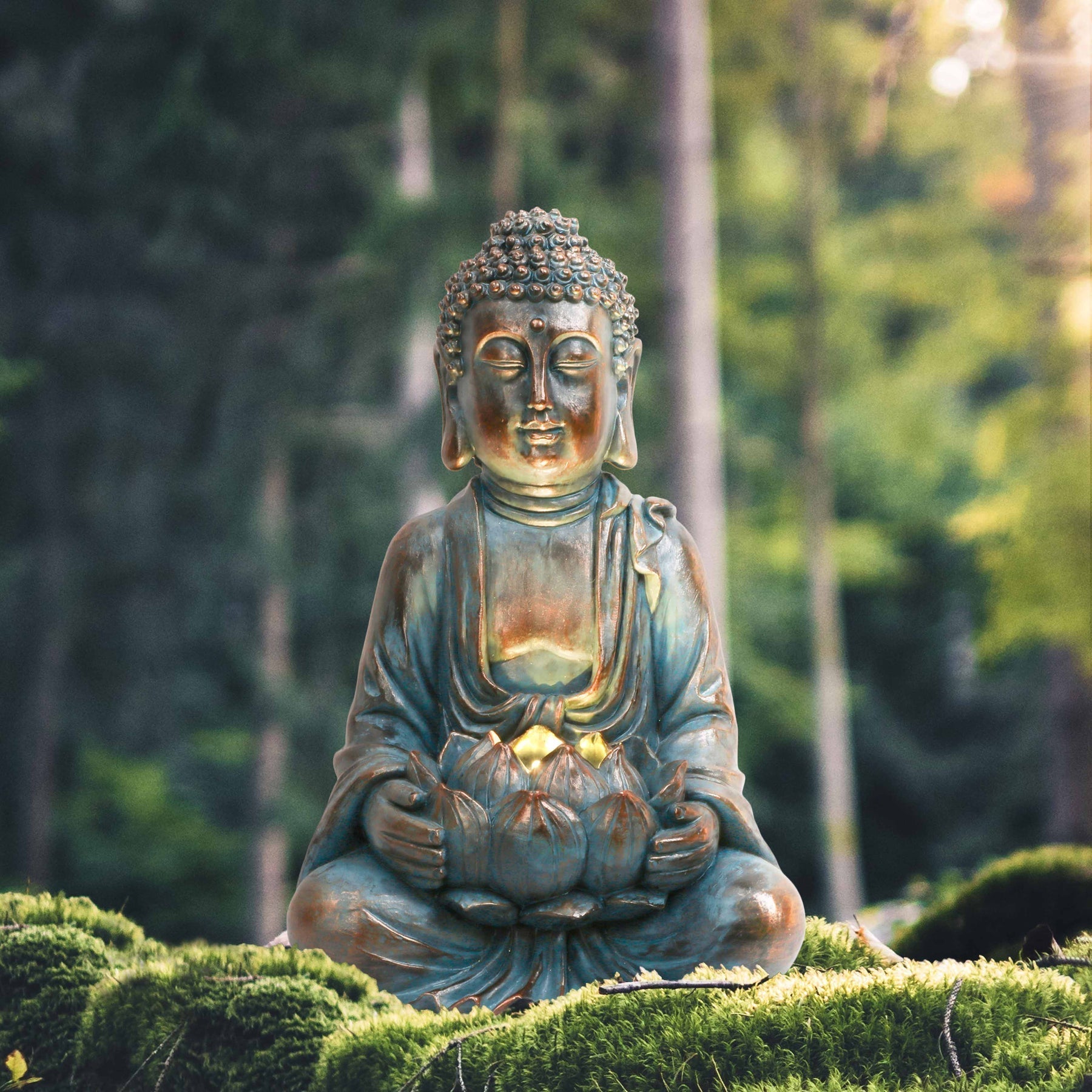 TranquilLight Solarbetriebene Buddha-Statue – Garten Dekoration mit sanftem LED-Glühen