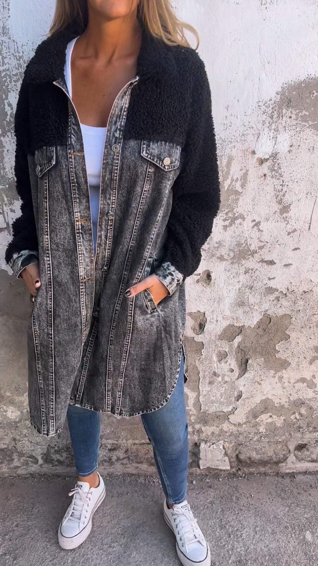 Katrin - Langärmelige Jeansjacke mit Knöpfen und Fronttaschen