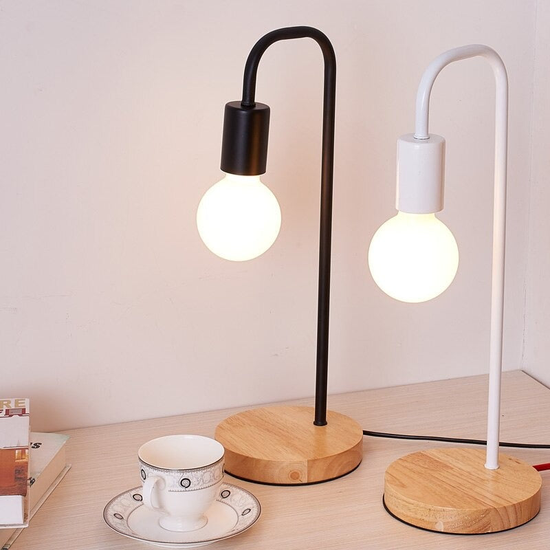 UrbanLume Industrie Nachttischlampe – Elegante Metallbordlampe