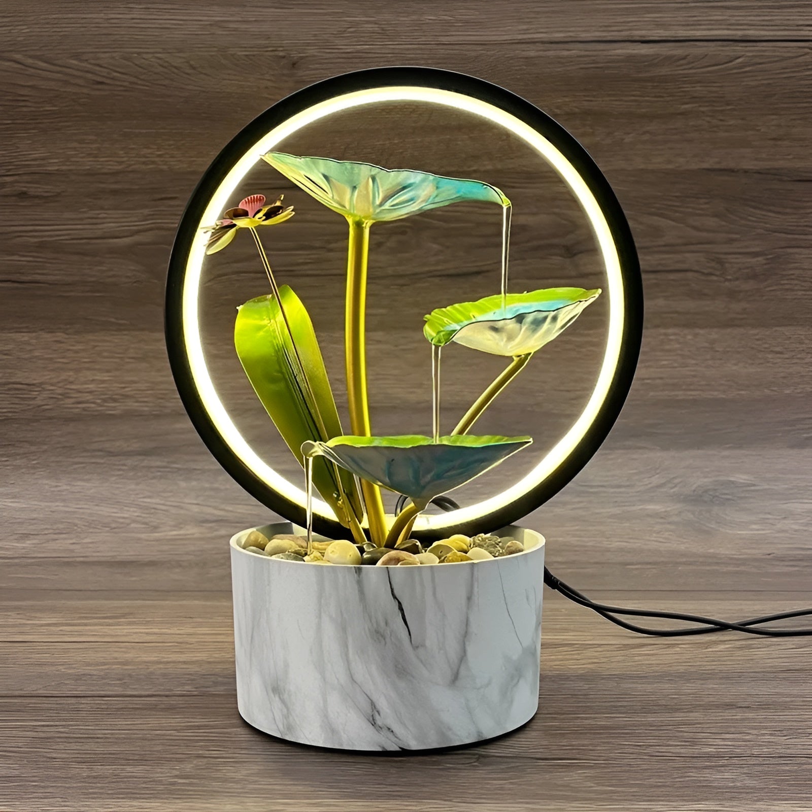 AquaGlow Elegante Tischlampe – Beruhigende Wasserfunktion und Sanftes Licht