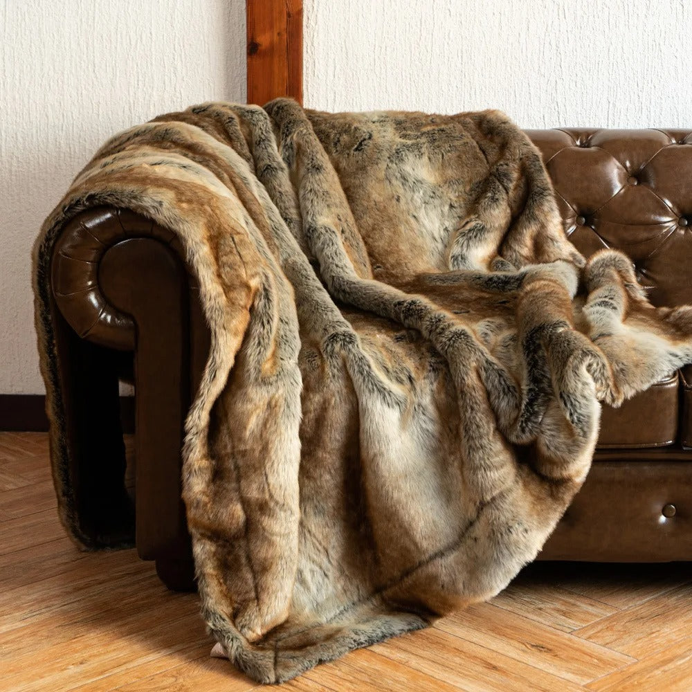 VelvaLuxe - Hyggelige Eleganz Imitatpelz-Decke