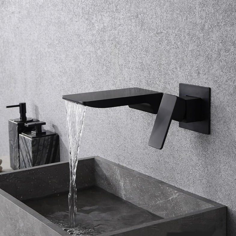 AquaFlow Moderne Wandmontierte Wasserhahn – Stilvolles Design & Praktische Funktionalität