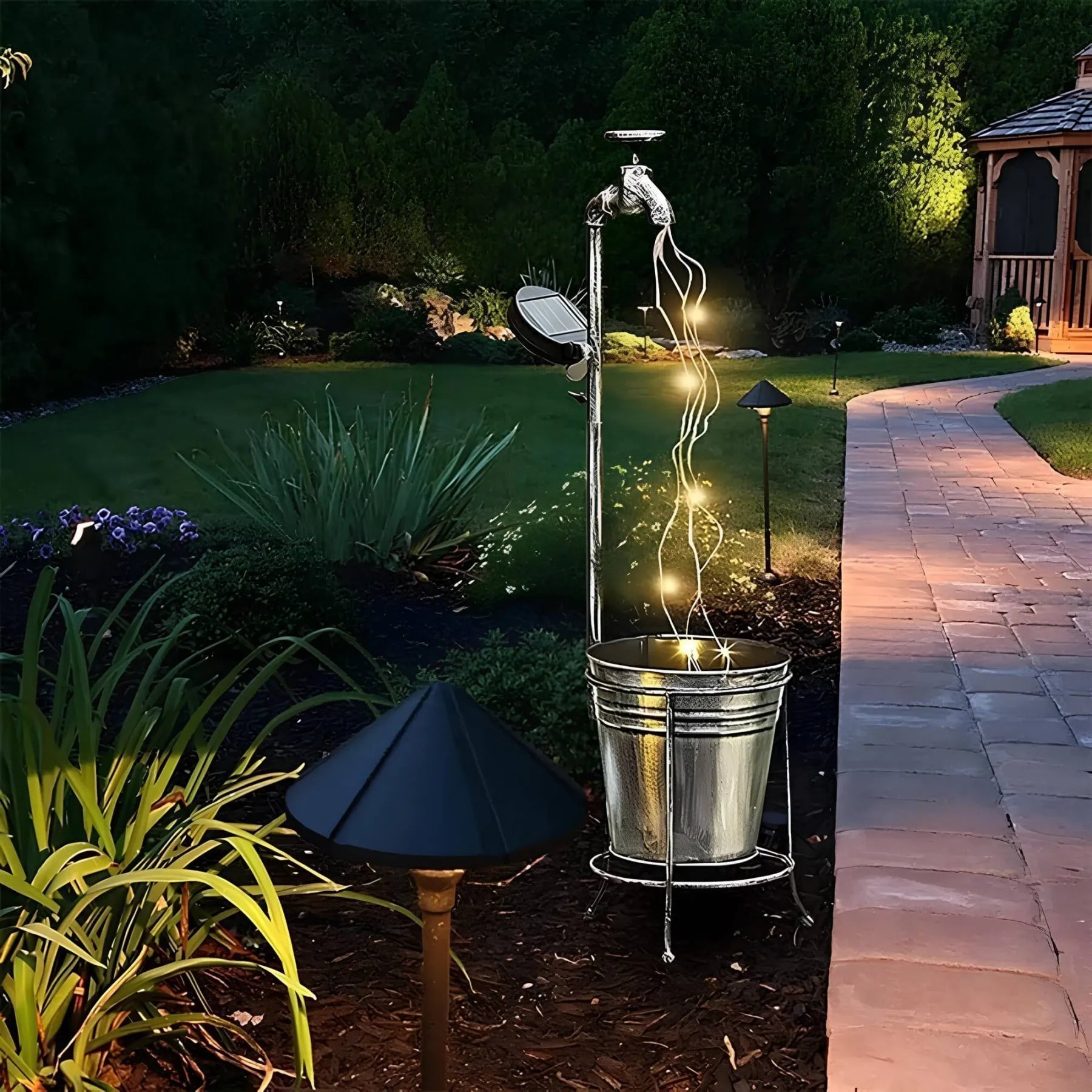 GlowDrops – Solarbetriebene Wasserhahn Gartenlampen