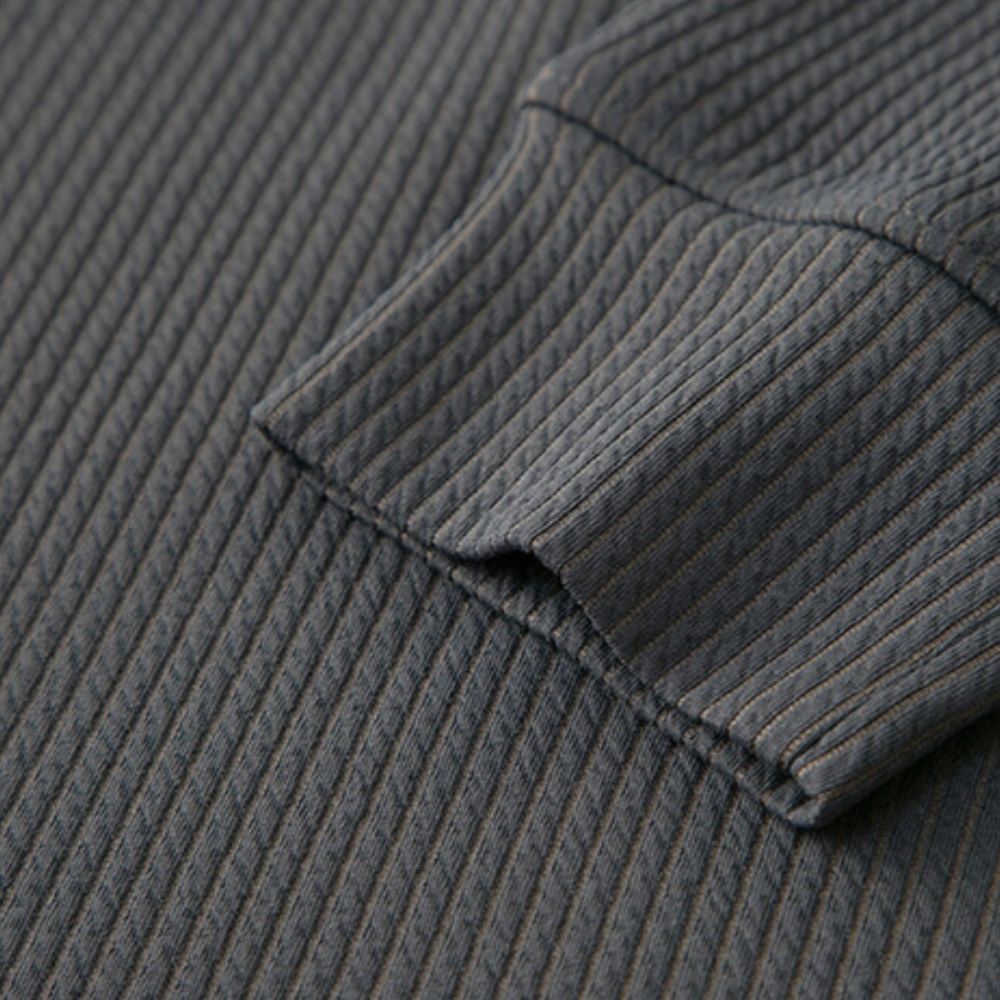 Martin Schlanker Herrenpullover mit Quadratischem Reißverschluss – Komfort und Stil in Einem